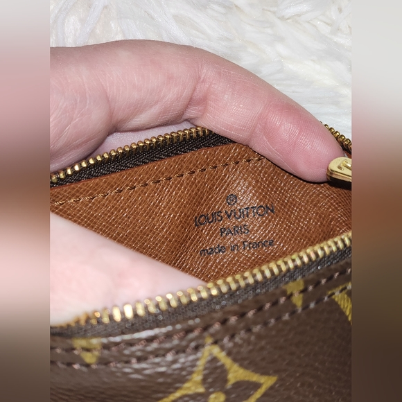 🌼 Vintage Louis Vuitton Monogram Mini Papillon 🌼 - Picture 10 of 15